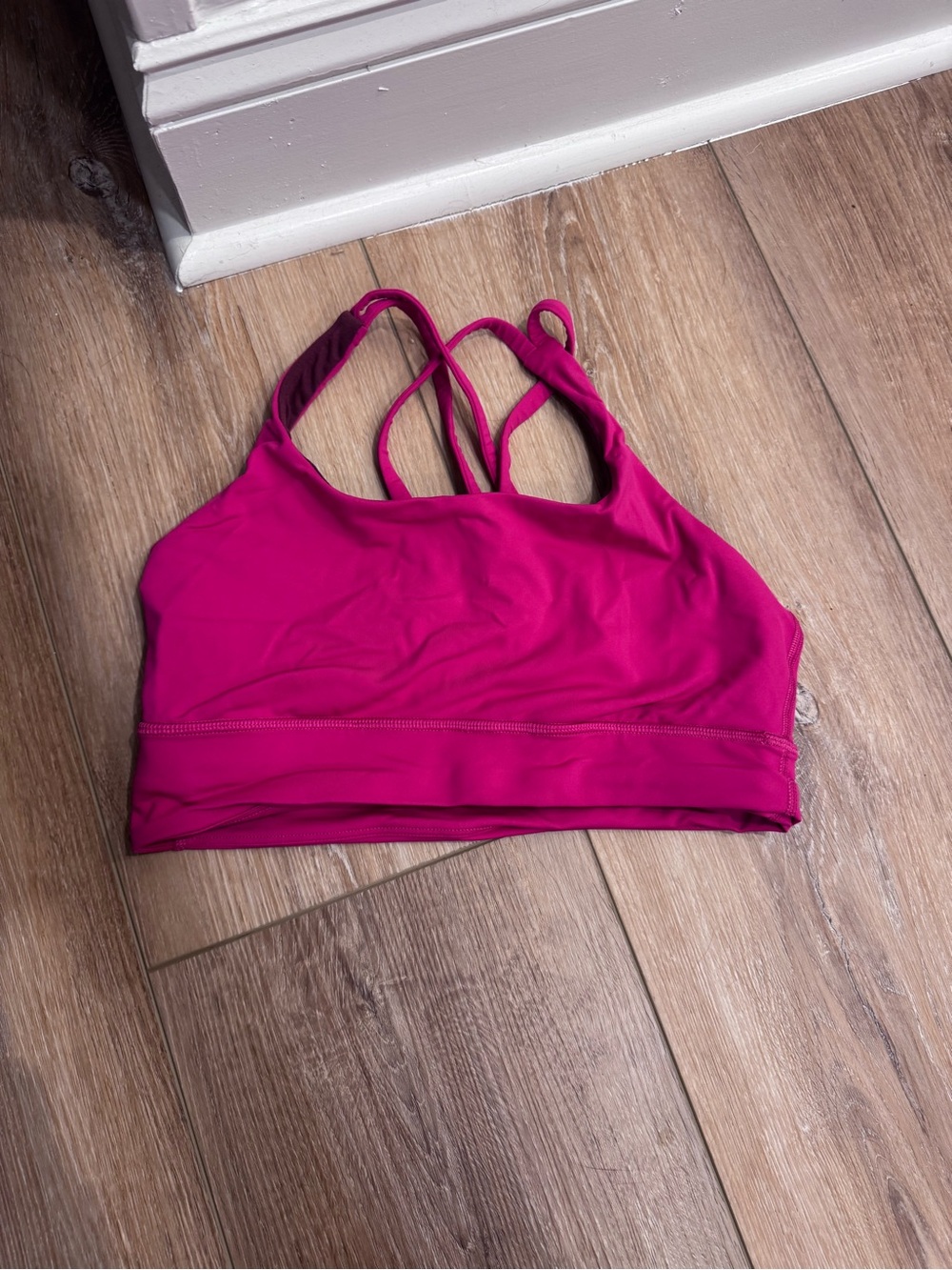 Lululemon size 8 Women’s Strappy Sports Bra - Fuchsia Pink